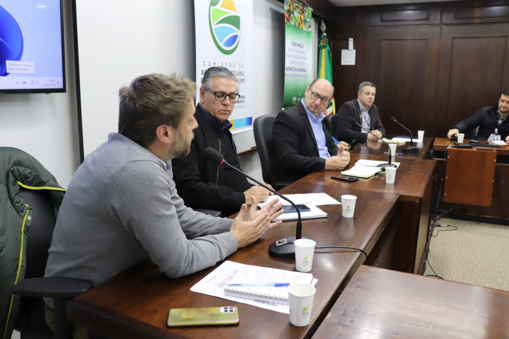 Subcomissão dos herbicidas abre etapa de reuniões técnicas em Porto Alegre