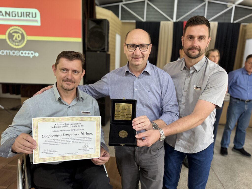 Dedicação à agropecuária gaúcha marca homenagem pelos 70 anos da Cooperativa Languiru
