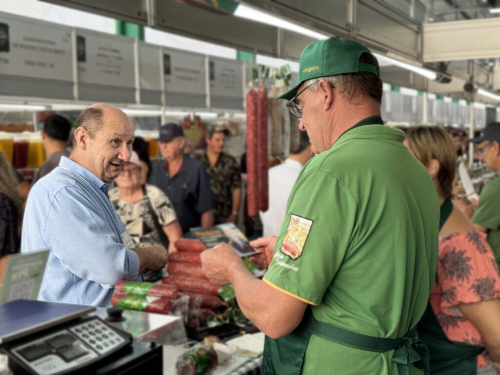 Weber visita Pavilhão da Agricultura Familiar e destaca trajetória do setor na Expodireto  